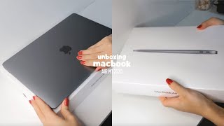 🌷 Unboxing MacBook Air M1 midnight 2020  acessórios [upl. by Lleryt665]