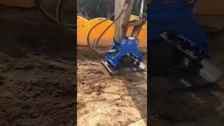 Excavator Mounted Hydraulic Vibrator Compactor for Soil [upl. by Voss825]