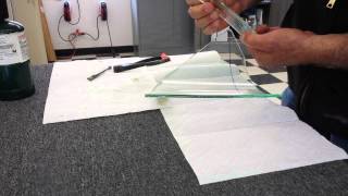 How to cut curved laminated auto back glass [upl. by Enelrihs98]