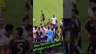 Edson Álvarez demostrando cómo se defiende al equipo bien por el Machín Mexico seleccionmexicana [upl. by Yacov371]