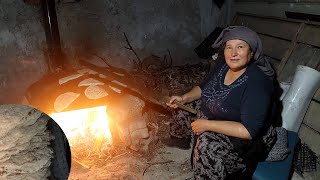 KOŞUMUZA TANDIRDA KIŞLIK YUFKA YAPTIK VE FIRINDA HAMSİ [upl. by Tal]