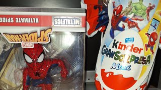 Unboxing uovadipasqua Marvel kinder 1 e Spiderman metal fig ho trovato quello che volevo [upl. by Annaesor]