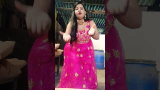 Bam lagtarashortvideobhojpurisong trending dance shotsfeed [upl. by Napas]