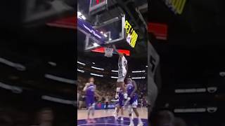 DeAaron Fox’s AIR TIME Dunk 💥nba shorts [upl. by Licna726]