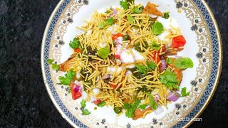 Samosa Chaat Recipe  Aloo Chaat  Food Dukaan [upl. by Arodoeht]