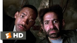 Will Smith Men in Black Neuralyzer Mind Wipe Source Clip [upl. by Kevin]