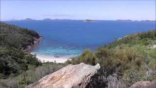 Trailer Sailer Brisbane to Whitsundays leg 41 Exploring Thomas Island [upl. by Ardith10]