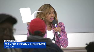 Dolton Mayor Tiffany Henyard booed out of board meeting after making late appearance [upl. by Blandina]