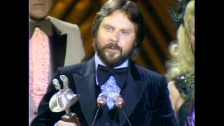 Moe Bandy Wins Song of the Year For quotIts A Cheatin Situationquot  ACM Awards 1980 [upl. by Arracat]