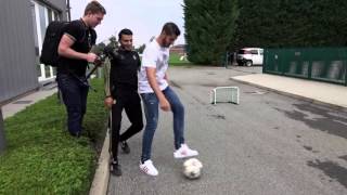 Juventus Street Football Challenge Morata vs Touzani [upl. by Meunier178]