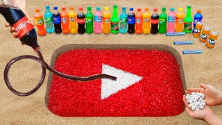 Erupção Subterrânea Gigante do YouTube com CocaCola Mentos Orbeez e Balões [upl. by Markos672]