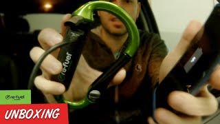 POWERBINER Power Bank Review ReFuel Carabiner Clip with built in 3000mAh Battery [upl. by Euphemie454]