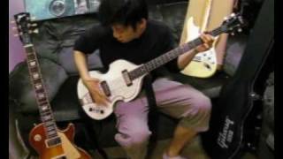 Gear Tour Hofner BBass Icon Series Violin Bass [upl. by Yelserp]