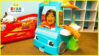 Ryan Pretend Play with Food Cooking Truck and Kitchen Playset [upl. by Nanni]