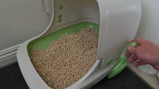 Tidy Cats Breeze Hooded Cat Litter Box System ReviewQuick and to the point [upl. by Llertnac310]