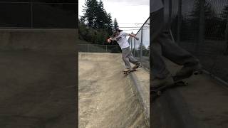 Paul Barton Coos Bay Skatepark esskateboarding skateboarding skateboard skate Muska emptysafe [upl. by Thorner537]