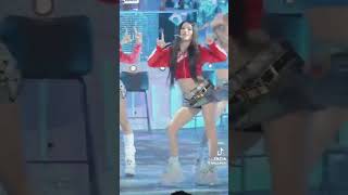 Soyeon fancam kesfet fancam soyeoniiz [upl. by Dominique]