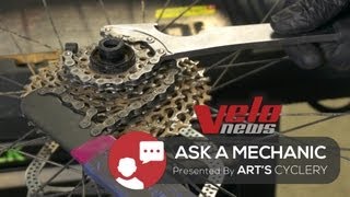 Ask A Mechanic Removing Jammed Cassettes From Alloy Freehub Bodies [upl. by Corso]