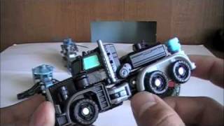 Power Core Combiners Crankcase with Destrons Transformers Review [upl. by Revlys]