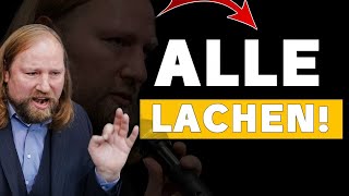 KÖSTLICH Die Partei Zerfällt Vollständig Und Verschwindet Aus Dem Blickfeld [upl. by Castora]