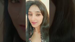 aankhe bhi kamal karti hai short2024 love song officialshivaniqueen expressiongirlshivani [upl. by Angid]