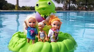 New friend  Elsa amp Anna  water slide  pool  swim  Barbie  splash  sand play [upl. by Toffic]