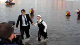 Loony Dook 2009  wyjscie z wody [upl. by Nylorac401]