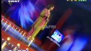 YouTube Ghazala Javed New Pashto Song 2010avi [upl. by Revorg]