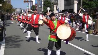 小平ゆいま～るエイサー 伊勢神宮 神嘗奉祝祭2016（天願青年会との合同演舞） [upl. by Karb]