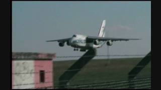 Antonov 124 landingShannon Airport Ireland [upl. by Avonasac324]