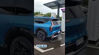 Découvrez le Kia EV9  Le SUV électrique familial par excellence [upl. by Nuahc635]