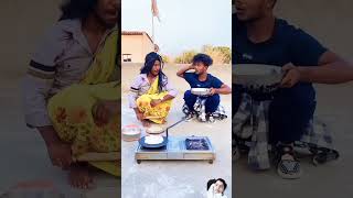 Paratha bana deytshortsvideo viralvideo comedy subscribe [upl. by Tews429]