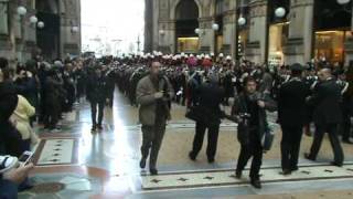 BANDA DEI CARABINIERI SFILATA IN GALLERIA [upl. by Nahsed779]