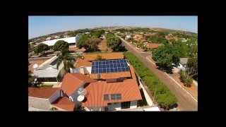 Residência com Sistema Solar Fotovoltaico 7 kW [upl. by Eidolem682]