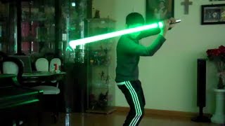 Ultrasabers Emerald Manticore Lightsaber Demonstration [upl. by Ydnik384]