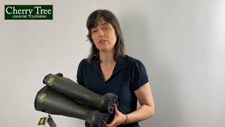 Difference between the Hoggs of Fife Field Sport Neoprene amp the Field Sport 365 wellington boot [upl. by Merridie]