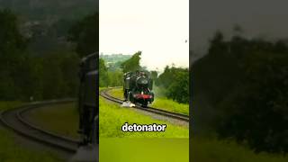 Railway Detonator के द्वारा ट्रेन कैसे रोका जाता है❓ train railway indianrailways facts shorts [upl. by Laitselec]