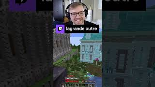 trop grand  lagrandeloutre sur Twitch Shorts minecraft MinecraftSurvie [upl. by Roderich576]