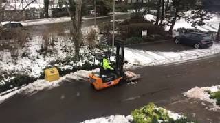 Snow clearing at Ambic Equipment in Witney  December 2017 [upl. by Ku463]