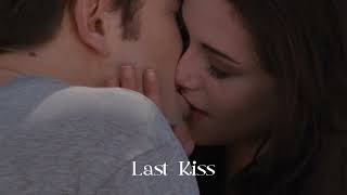 first Kiss VS last Kiss of Bella Swan and Edward Cullen Twilight [upl. by Lettig]