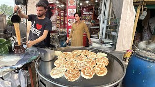 Karachi Famous Lachha Paratha  لچھا پراٹھا بنانے کا آسان طریقہ  Karachi cafe [upl. by Mossberg704]