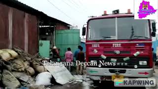 A man died when a fire broke out in a scrap warehouse while opening lid in Subhash Nagar Jeedimetla [upl. by Tab]