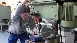 Ausbildung als Metallbauerin [upl. by Fabri]