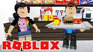 NÃO CONFIE NOS CARAS DO MCDONALDS  Roblox Murder Mystery 2 [upl. by Eciralc]