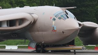 Handley Page Victor at Bruntingthorpe 24515 [upl. by Yrak]