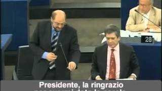 La figuraccia di Berlusconi al Parlamento Europeo [upl. by Akimas302]