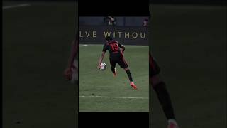 MODRIC CLAPPING FOR YAMAL TRIVELA PASS💀🔥fooodlover football trivela pass [upl. by Mixam367]