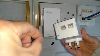 How to factory reset a TLWPA4220 TPLink AV600 Powerline WiFi Extender [upl. by Durant]