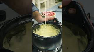 ¡FONDUE DE QUESO Una receta bien casera simple y rica ¿Te la vas a perder [upl. by Nnod]