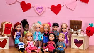 Valentines Day 2024  Elsa amp Anna toddlers  school decorating  gifts  games  Barbie [upl. by Mullac782]